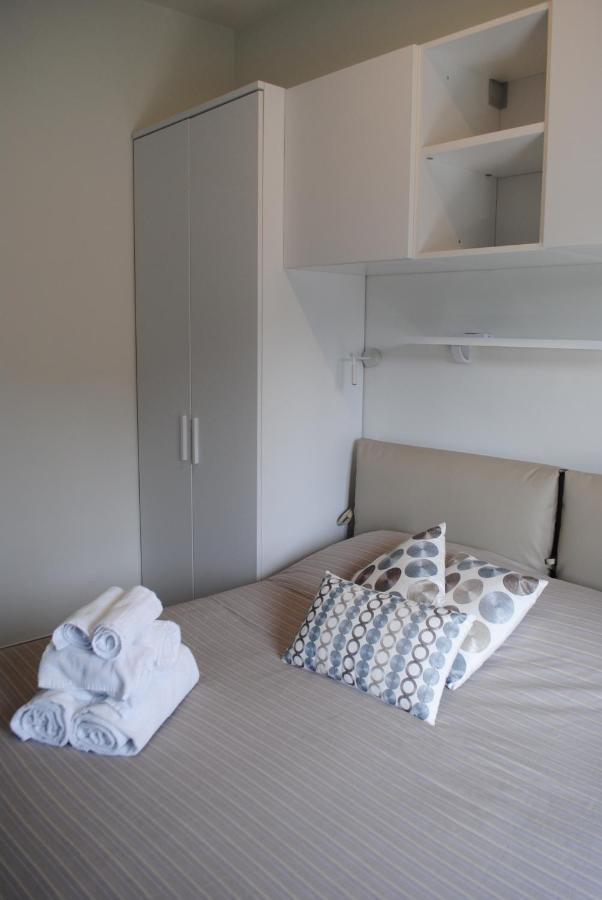 Raggio Di Sole - Pool, Tennis, Parking, Sea View & Relax Apartment *